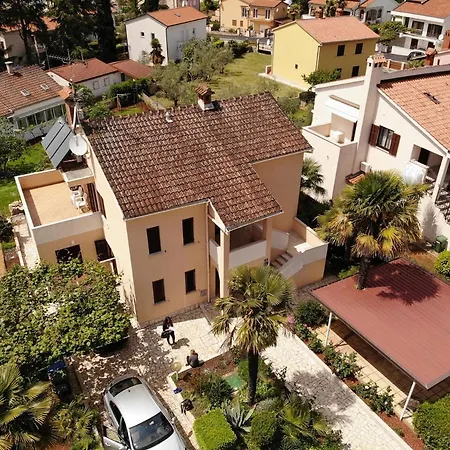 Apartment A4 Ines Near